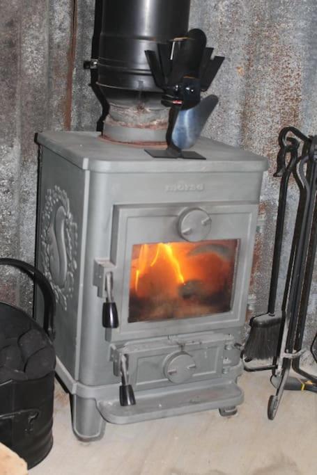 The Scullery - A Quirky Annex With Wood Fire Vila Huddersfield Exterior foto