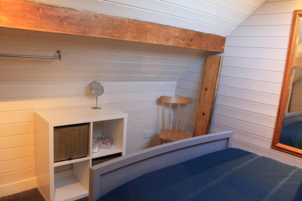 The Scullery - A Quirky Annex With Wood Fire Vila Huddersfield Exterior foto
